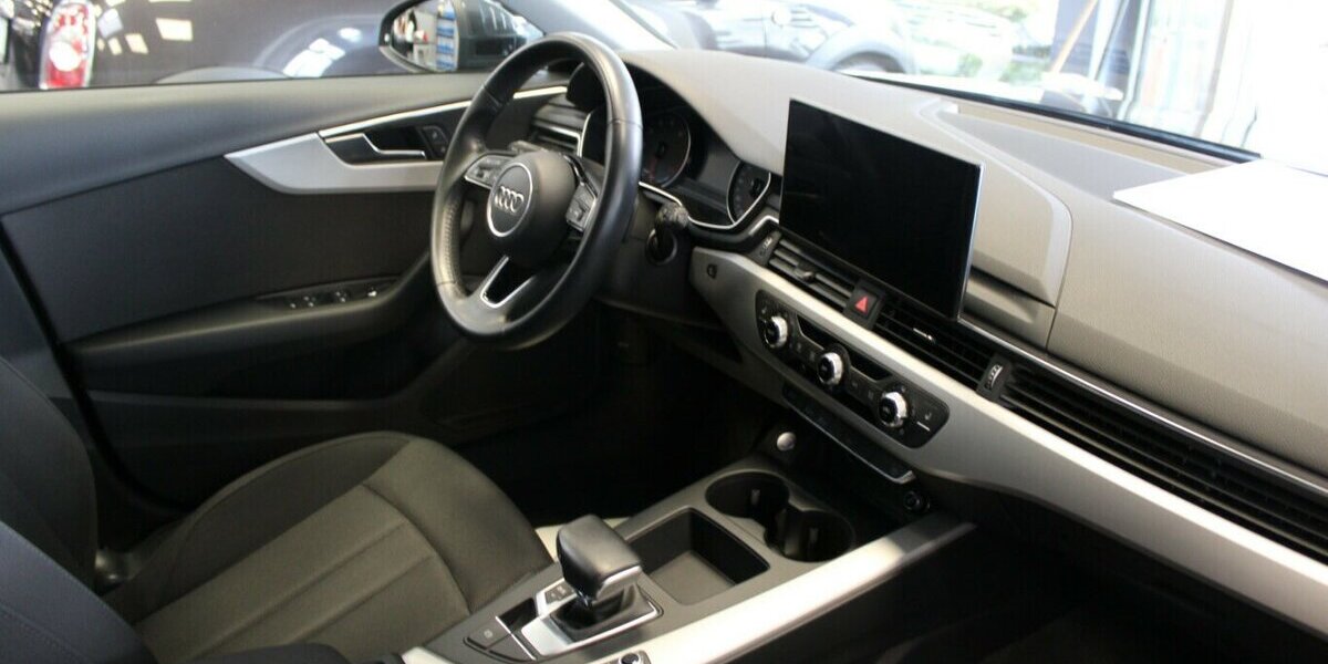 Audi A4 Avant 40 TFSI S TRONIC 67.560 km 23.980 &euro; Euskirchen 53881