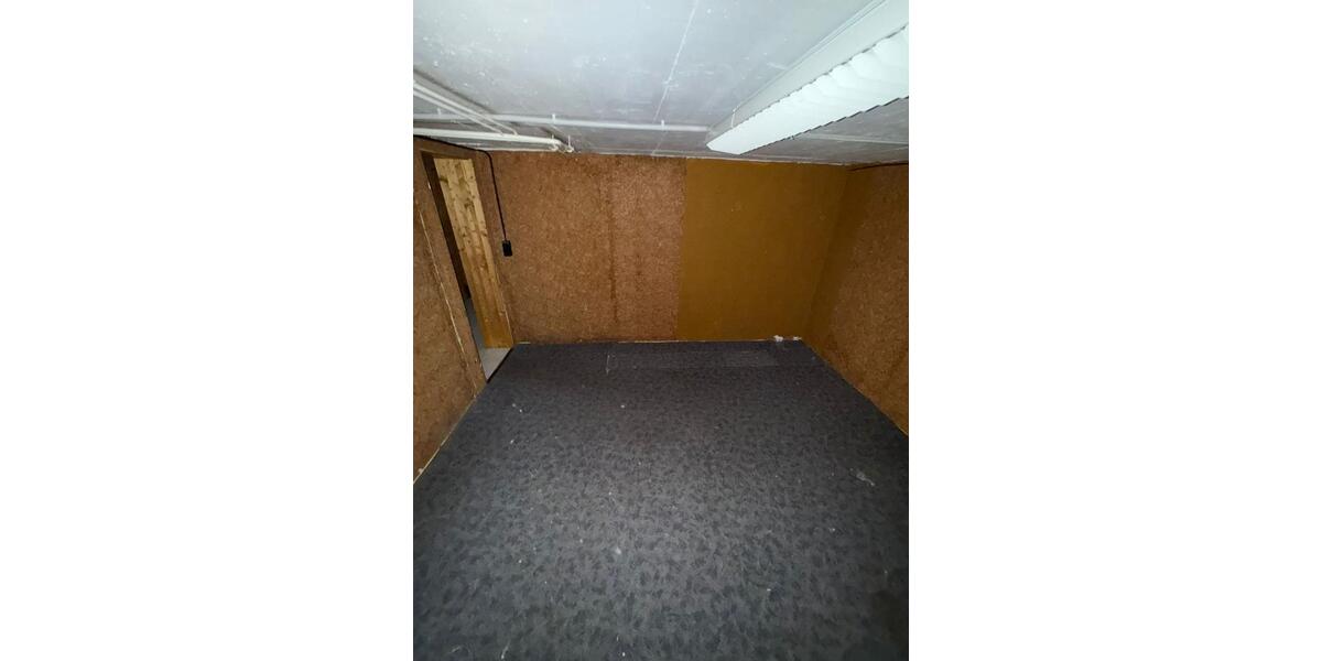 Doppelhaushälfte Köln Ehrenfeld - 5 Zimmer, 150 m&sup2;, 350.000&euro; | Angebot:24852009