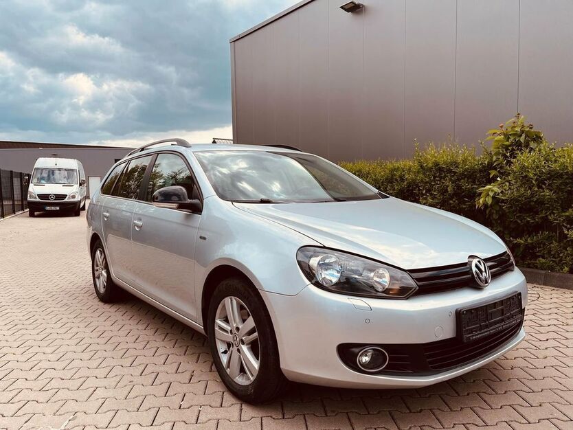 VW Golf 220.000 km 3.700 € Bergisch Gladbach 51469