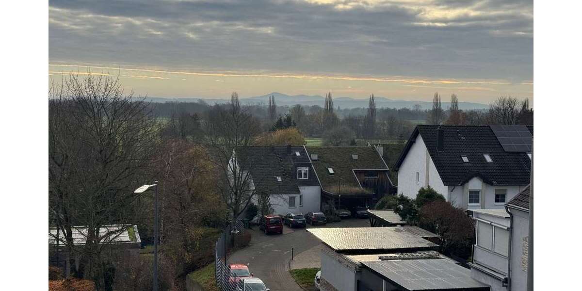 Etagenwohnung Troisdorf Bergheim - 3 Zimmer, 132 m&sup2;, 2.100&euro; | Angebot:23804648