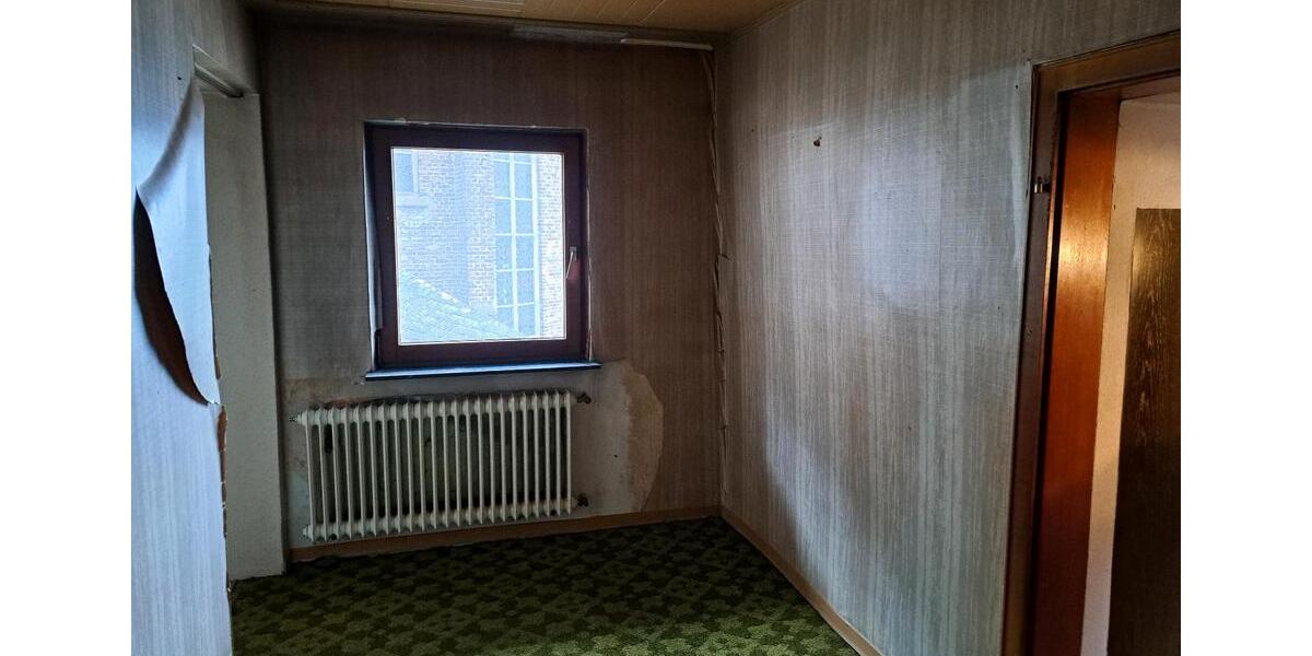 Bauernhaus, Landhaus Grafschaft - 5 Zimmer, 130 m&sup2;, 150.000&euro; | Angebot:24805179