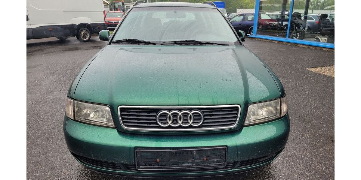 Audi A4 283.451 km 890 &euro; Vettelschoss 53560