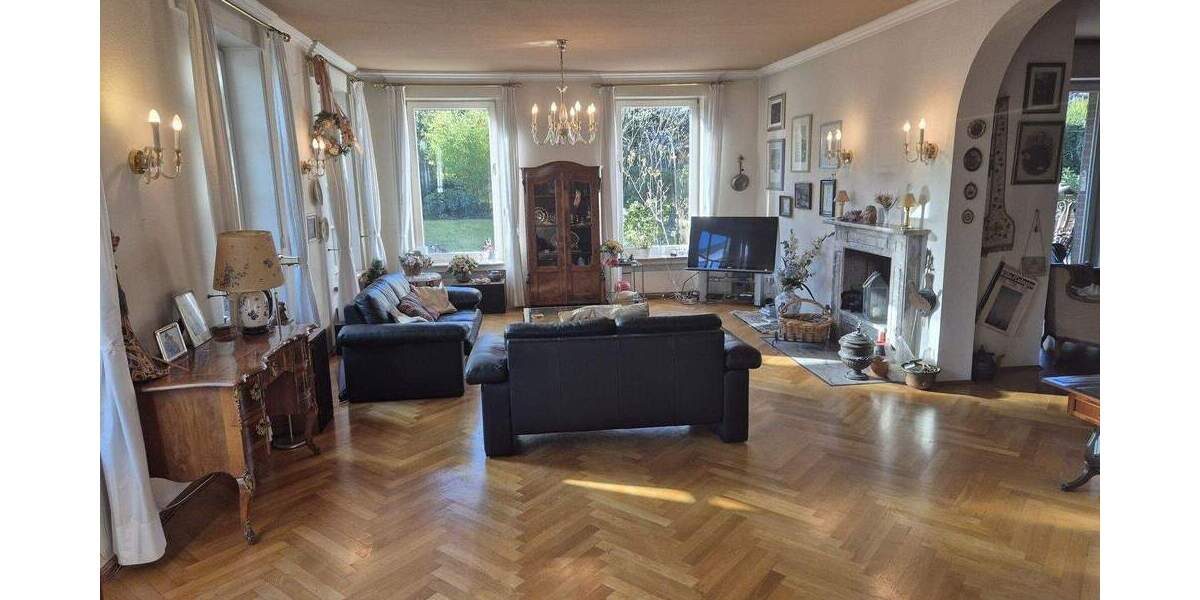 Doppelhaushälfte Köln Müngersdorf - 7 Zimmer, 320 m&sup2;, 1.750.000&euro; | Angebot:25702045