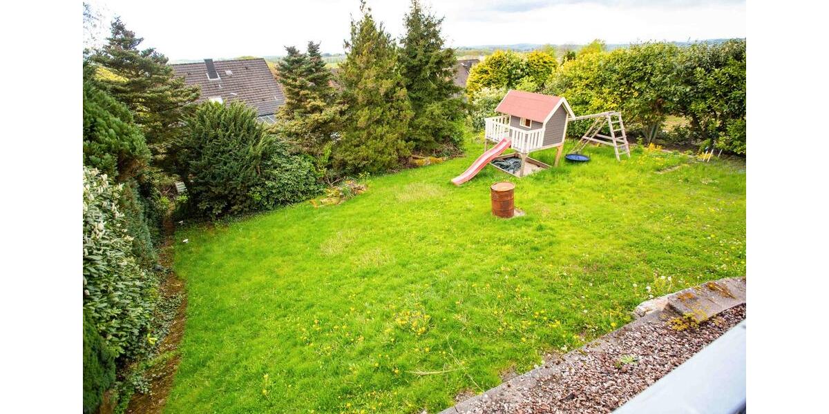 Bungalow Overath - 4 Zimmer, 113 m&sup2;, 390.000&euro; | Angebot:27196122