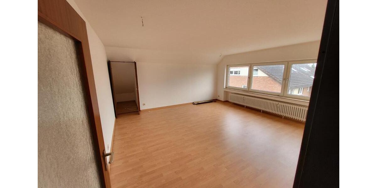 Dachgeschoßwohnung Euskirchen Dom-Esch - 2 Zimmer, 71 m&sup2;, 730&euro; | Angebot:25844805