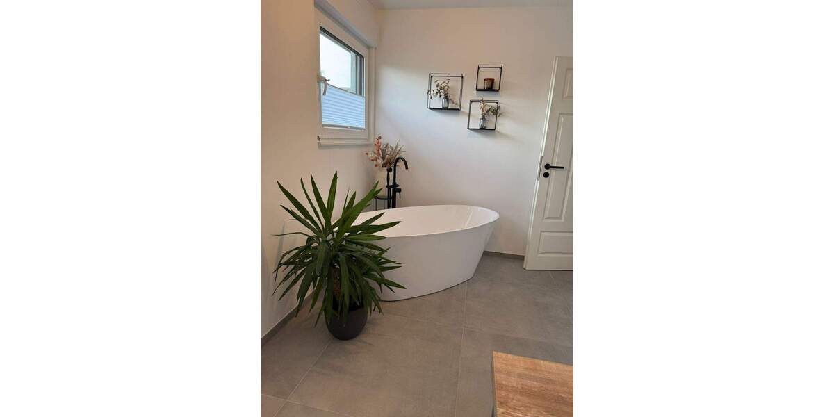 Bungalow Vettelschoß - 5 Zimmer, 133 m&sup2;, 598.000&euro; | Angebot:26174896