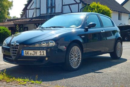 Alfa Romeo 147 257.000 km 1.200 &euro; Fiersbach 57635