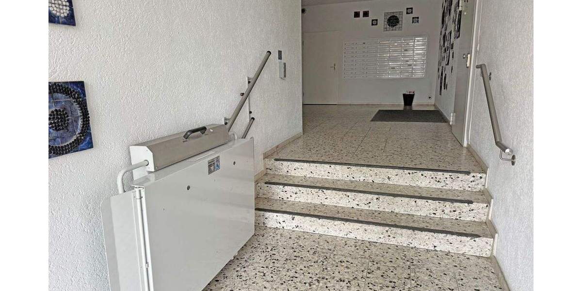 Etagenwohnung Brühl - 3 Zimmer, 100 m&sup2;, 285.000&euro; | Angebot:25748345