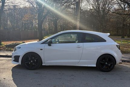 Seat Ibiza 146.000 km 6.250 &euro; Köln 50739