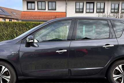 Renault Scenic 133.500 km 4.999 &euro; Sankt Augustin, Stadt 53757