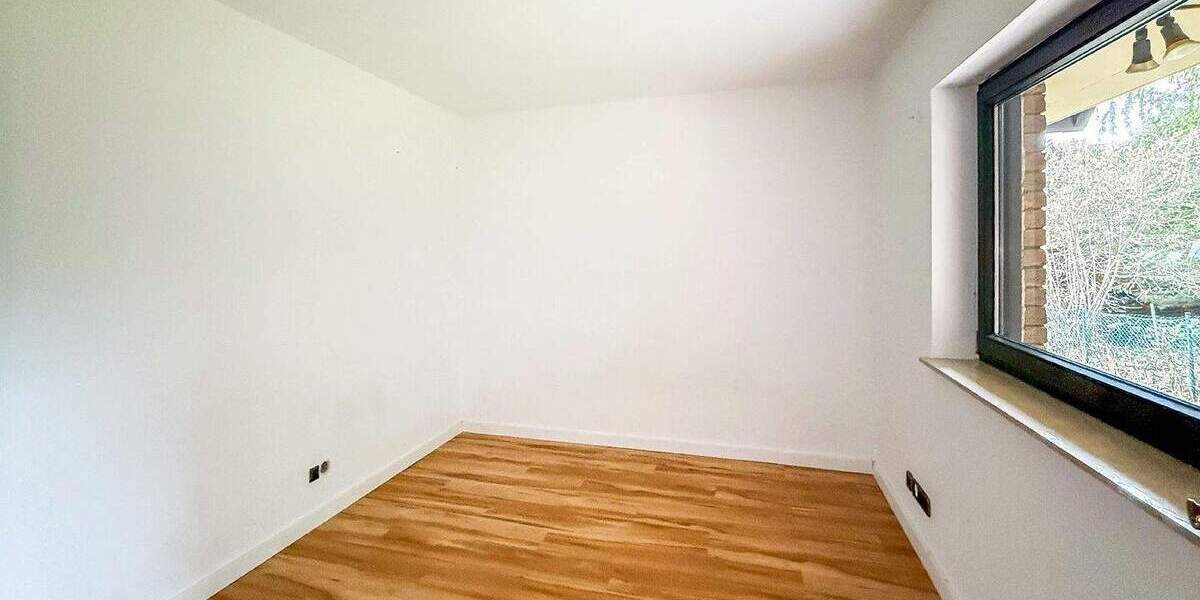 Einfamilienhaus Rösrath Kleineichen - 7 Zimmer, 167 m&sup2;, 765.000&euro; | Angebot:25706573