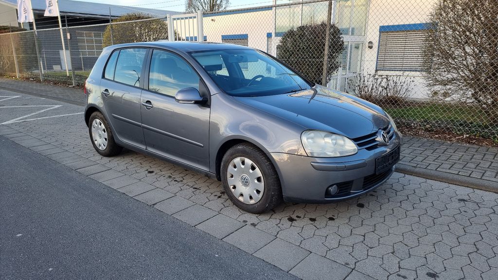 VW Golf 182.400 km 3.650 &euro; Remagen 53424