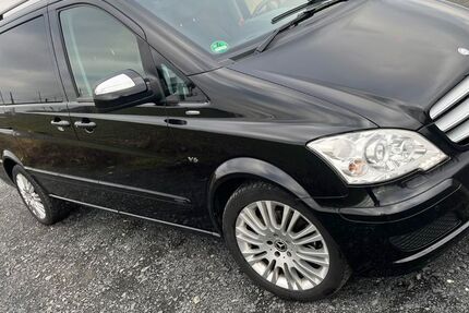 Mercedes-Benz Viano 217.700 km 17.500 &euro; Köln 51147