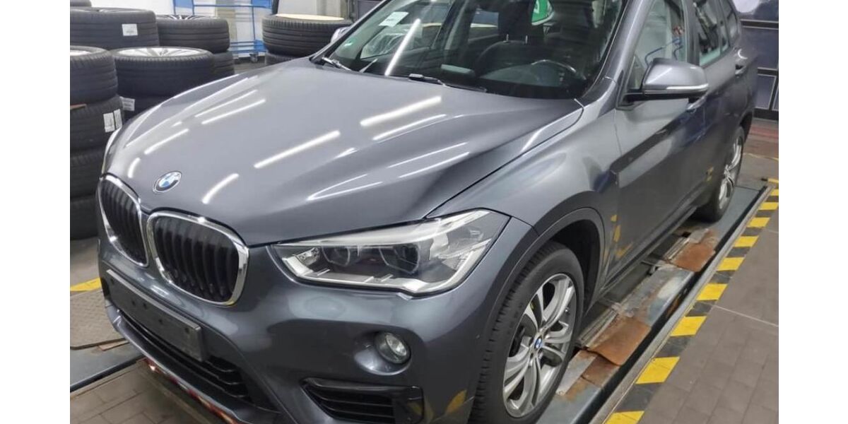 BMW X1 153.000 km 15.490 &euro; Alfter bei Bonn 53347