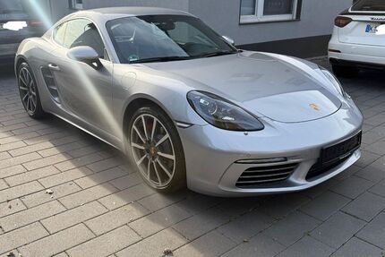 Porsche Cayman 125.000 km 49.900 € Köln 51067