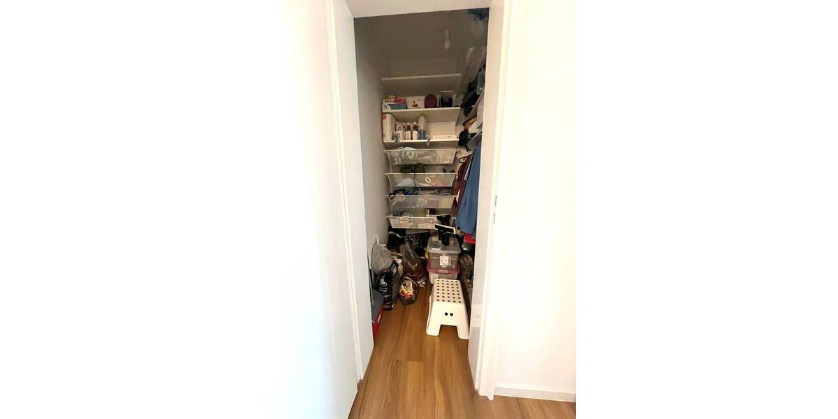 Etagenwohnung Köln Bayenthal - 3 Zimmer, 97 m&sup2;, 1.510&euro; | Angebot:26470889