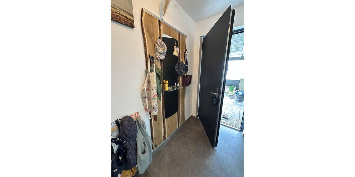 Einfamilienhaus Sankt Katharinen (Landkreis Neuwied) - 7 Zimmer, 180 m&sup2;, 2.400&euro; | Angebot:26806002