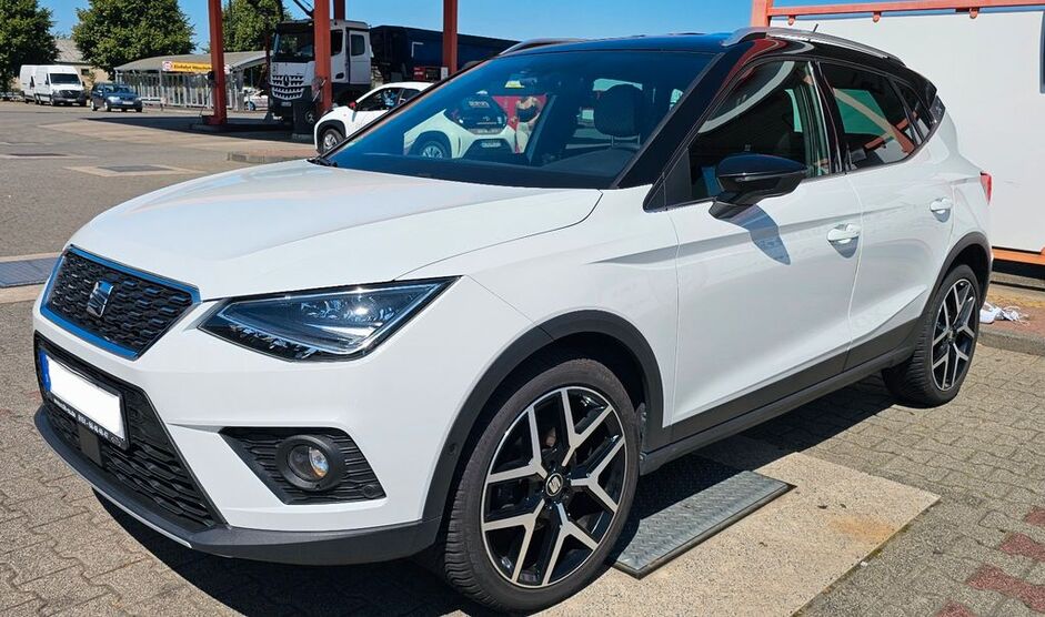 Seat Arona 144.000 km 10.449 € Köln 50674