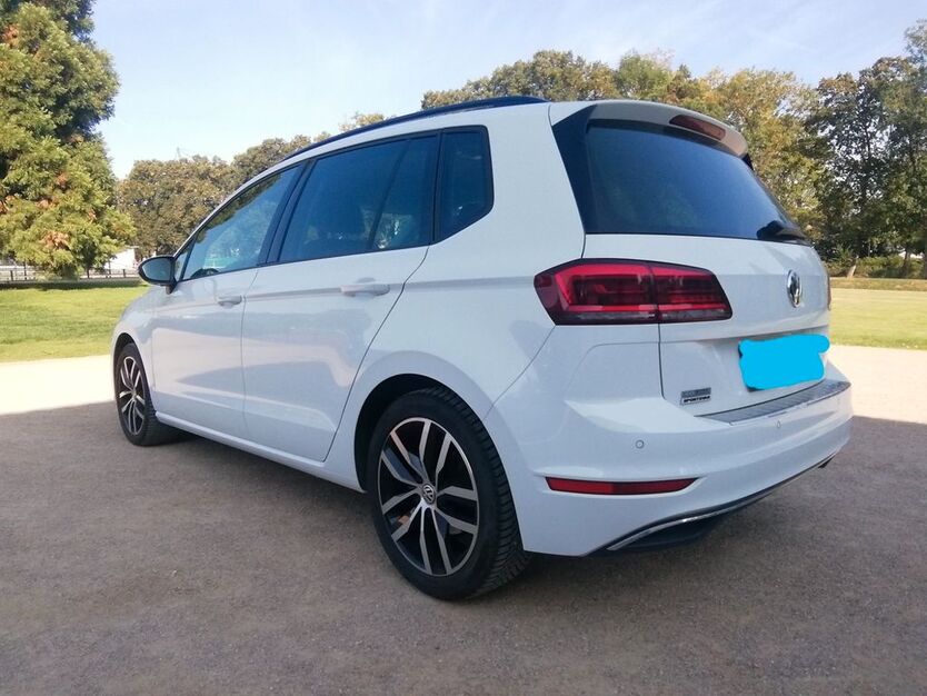 VW Golf Sportsvan 48.000 km 17.900 € Bad Neuenahr-Ahrwe 53474
