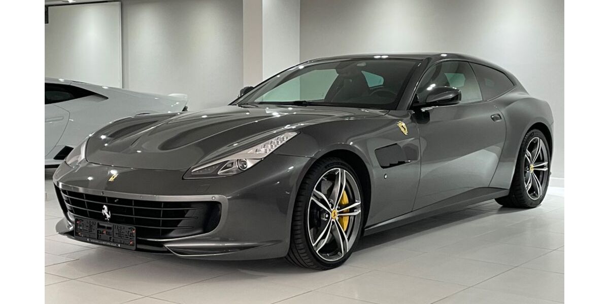 Ferrari GTC4Lusso 27.000 km 209.900 € Hennef 53773