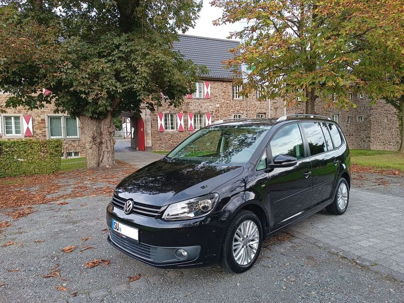 VW Touran 125.000 km 13.500 € Lohmar 53797