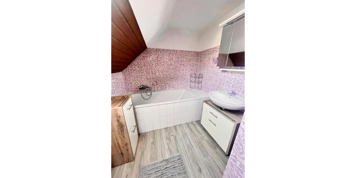 Einfamilienhaus Euskirchen - 4 Zimmer, 86 m&sup2;, 900&euro; | Angebot:24738112