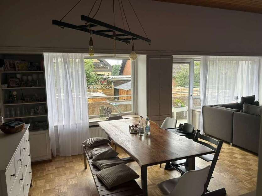 Haus zum Mieten in Niederkassel 1.790 € 175 m²