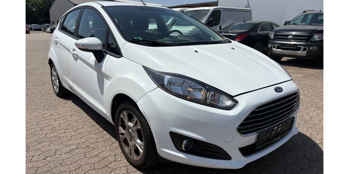 Ford Fiesta 57.960 km 4.950 &euro; Bornheim 53332