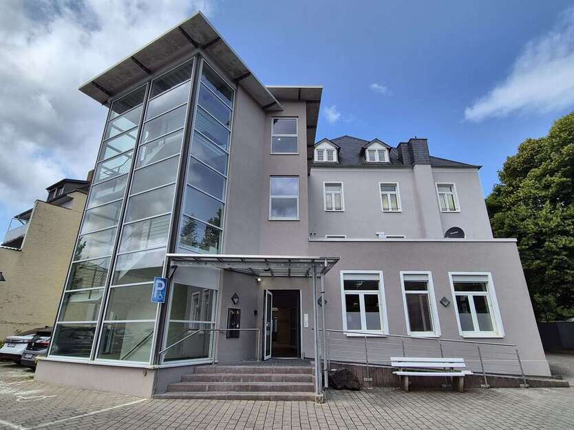 Wohnung zum Mieten in Bad Neuenahr-Ahrweiler 735 € 61.26 m²