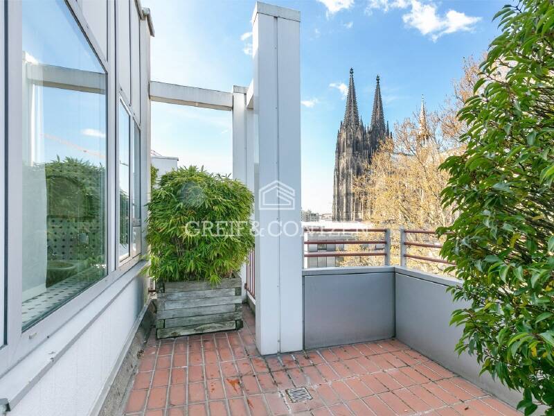 Penthouse-Masionette - Büro mit Domblick
