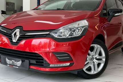 Renault Clio 70.426 km 7.975 &euro; Sinzig 53489