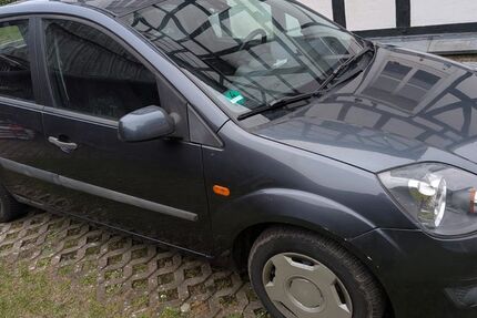 Ford Fiesta 206.000 km 1.300 &euro; Hennef 53773