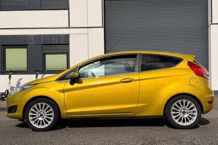 Ford Fiesta 82.000 km 6.300 &euro; Köln 50825