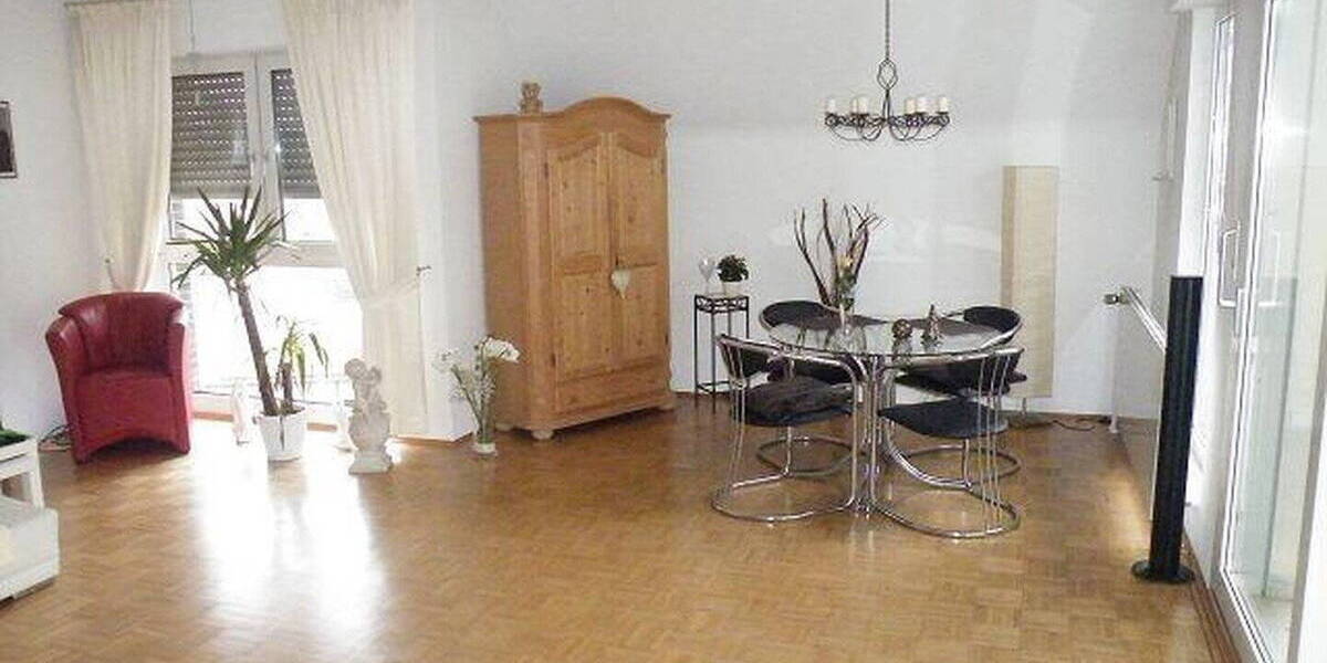 Etagenwohnung Köln Wahn - 3 Zimmer, 110 m&sup2;, 1.425&euro; | Angebot:26507469