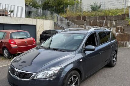 Kia ceed Sportswagon 122.000 km 3.990 &euro; Frechen 50226