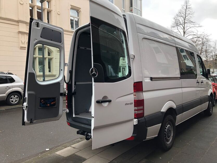 Mercedes-Benz Sprinter 79.900 km 20.500 € Köln 50827