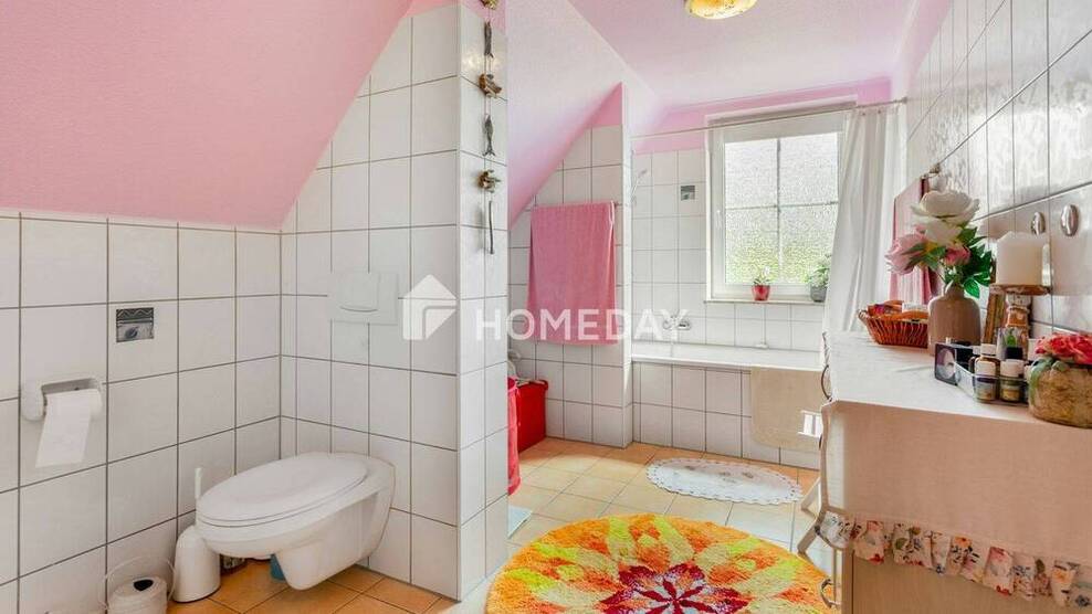 Lichtdurchflutetes Wohngefühl & zwei Terrassen für jede Tageszeit