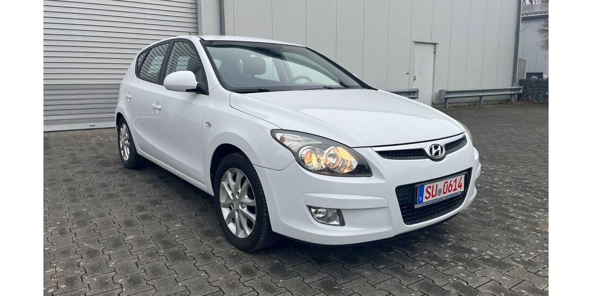 Hyundai i30 155.000 km 3.600 &euro; Remagen 53424