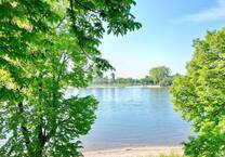 Eleganz in bester Rheinlage ????
