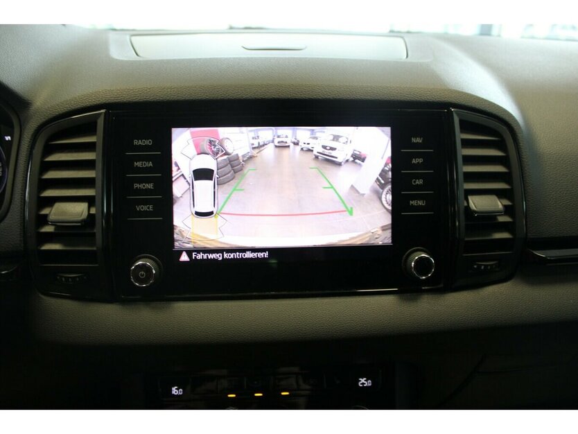 Skoda Karoq 1,5 TSI ACT Sportline 60.250 km 21.980 € Euskirchen 53881