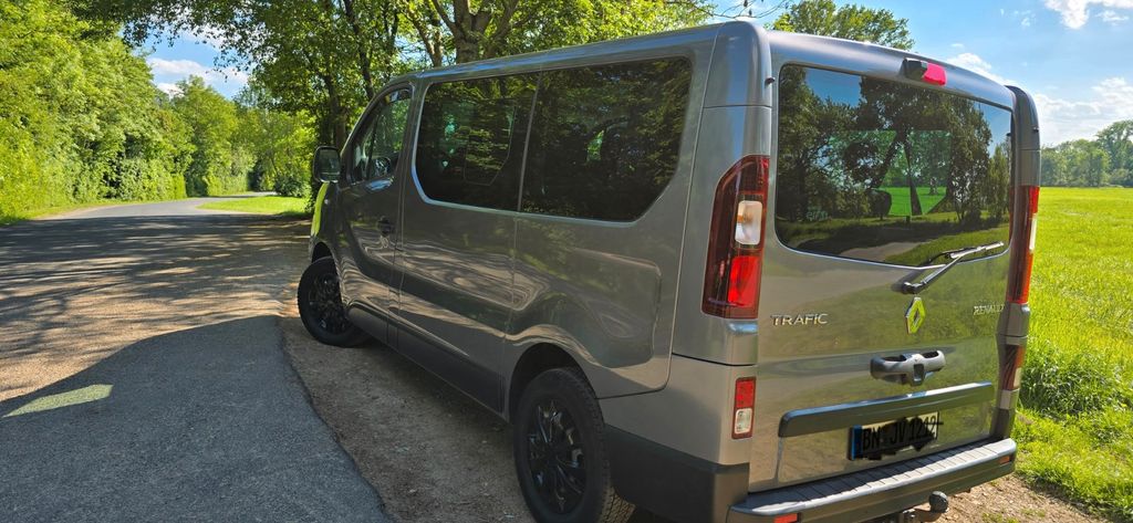 Renault Trafic 87.200 km 20.000 &euro; Bonn 53225