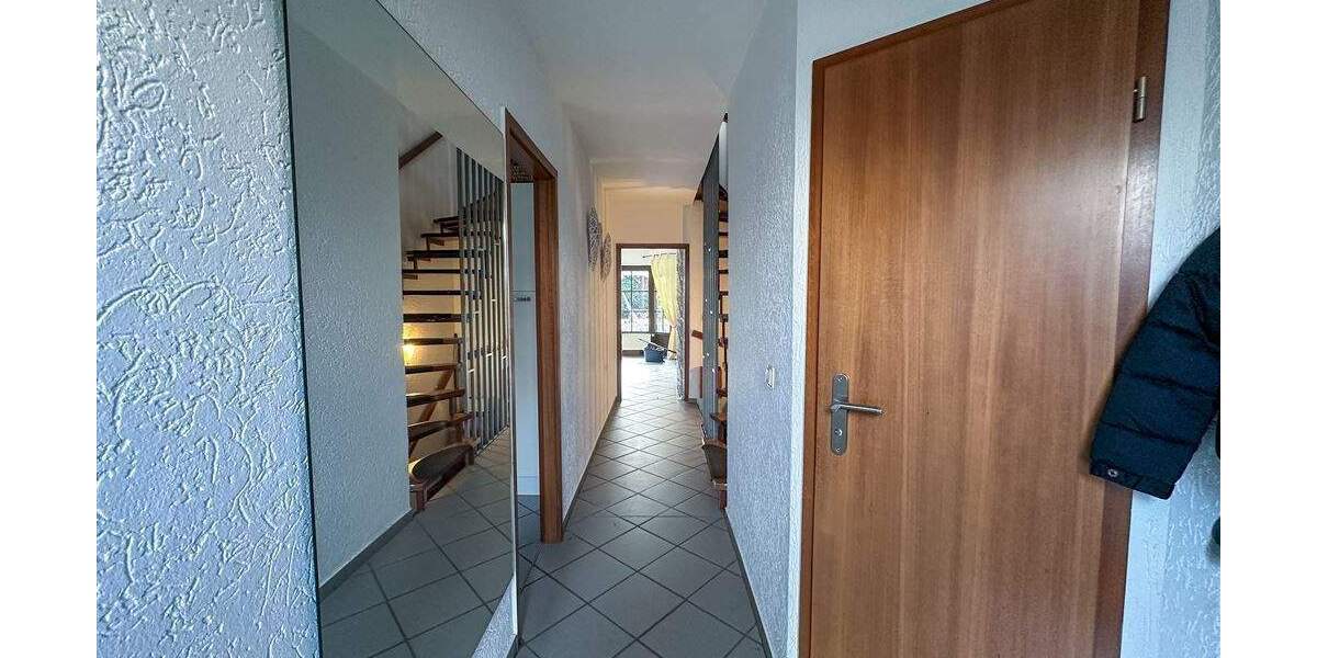 Reihenendhaus Rösrath - 6 Zimmer, 129 m&sup2;, 570.000&euro; | Angebot:24544977