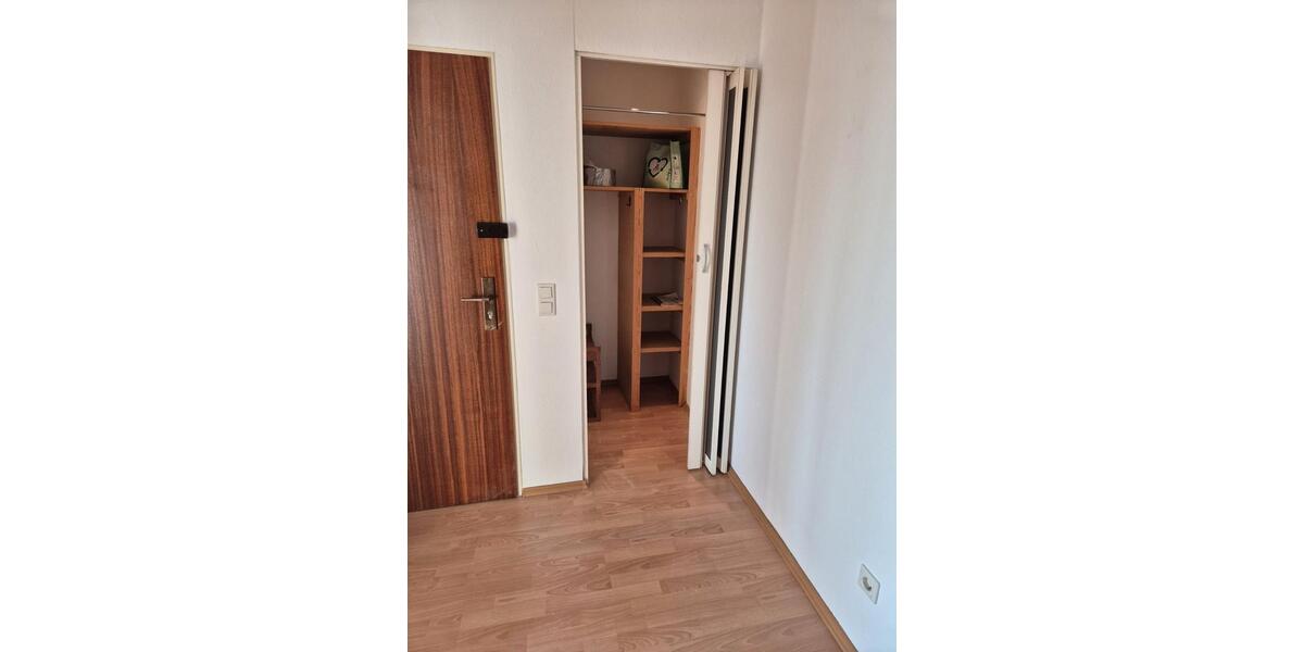 Etagenwohnung Frechen - 2 Zimmer, 62 m&sup2;, 1.100&euro; | Angebot:26337649