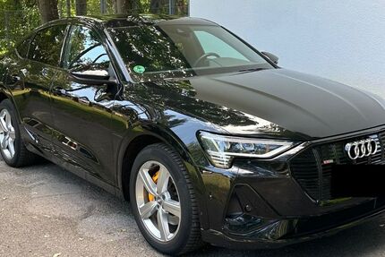 Audi e-tron 49.000 km 36.000 &euro; Köln 51145
