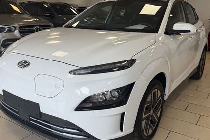 Hyundai KONA 20.813 km 16.500 € Bonn 53227