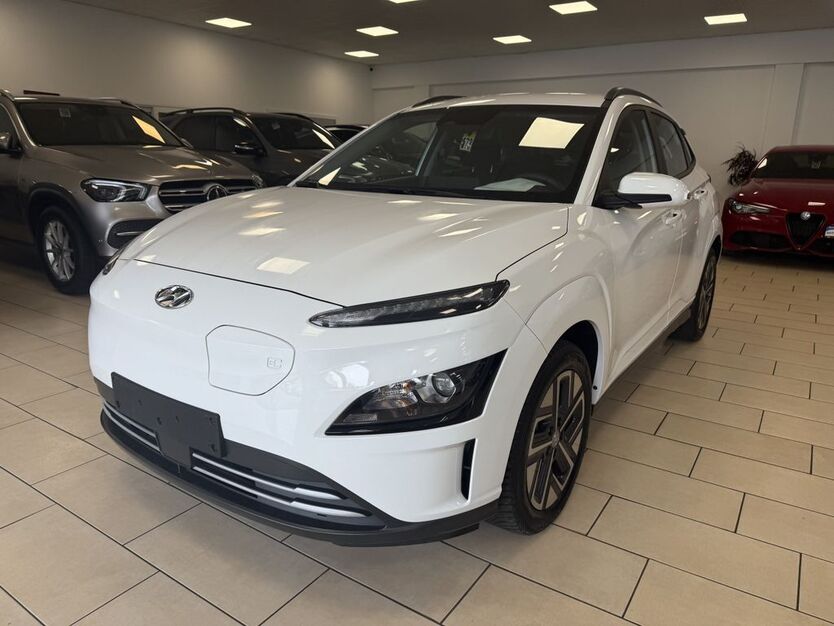 Hyundai KONA 20.813 km 16.500 € Bonn 53227