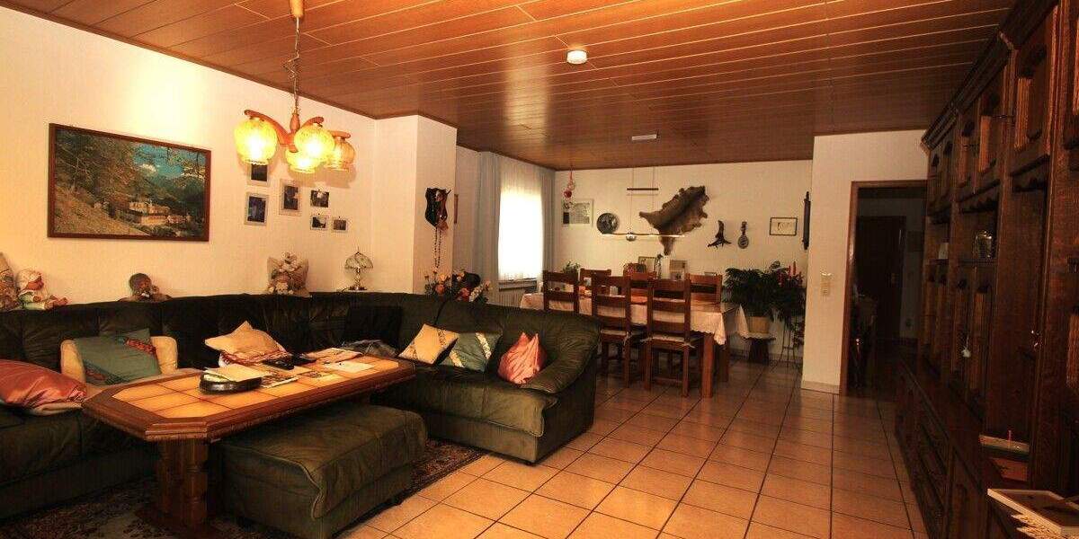 Etagenwohnung Königswinter Ittenbach - 3 Zimmer, 84 m&sup2;, 249.000&euro; | Angebot:25697245