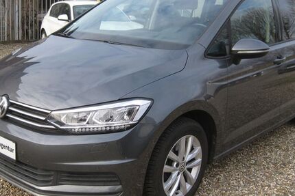 VW Touran 124.700 km 18.490 &euro; Hürth bei Köln 50354