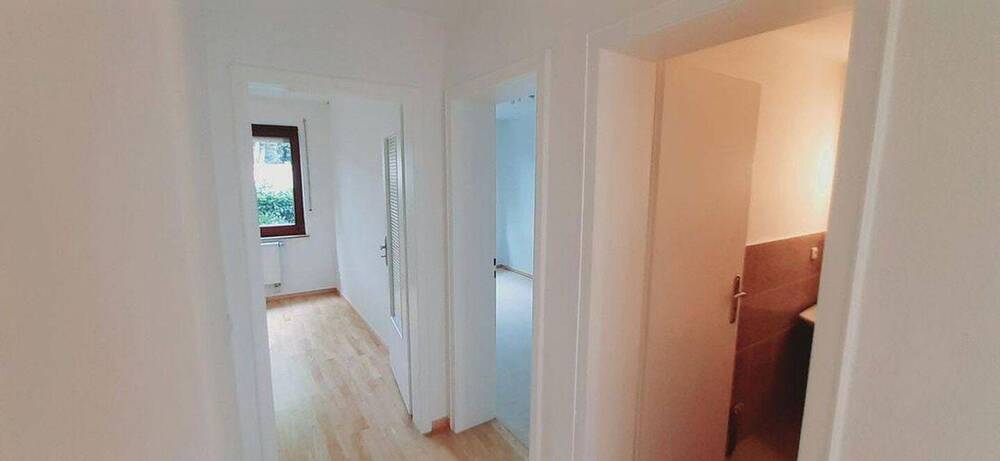 Grüne Oase mit Loggia im Erdgeschoss 80 qm 4 Zimmer unvermietet provisionsfrei