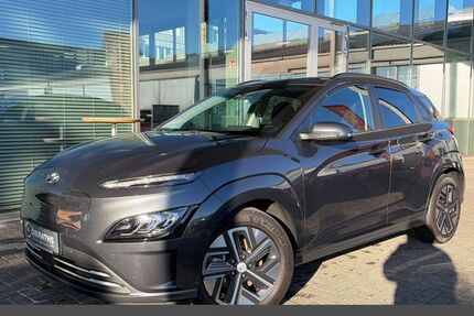 Hyundai KONA 32.983 km 26.890 &euro; Bergisch Gladbach 51429